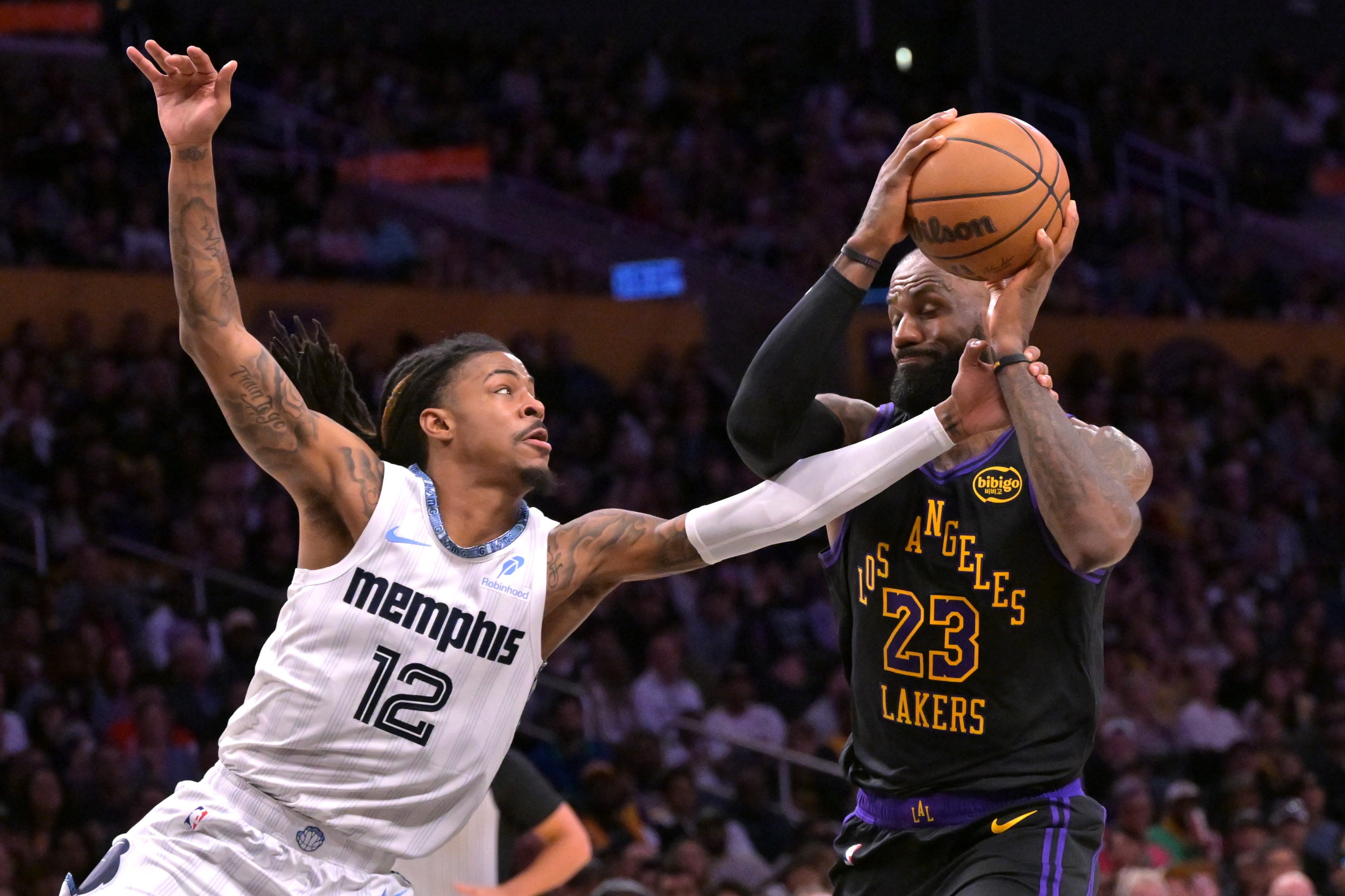 开云官网-关键时刻11胜0负！老牌天神41岁18中12 关键时刻有东有詹降维打击