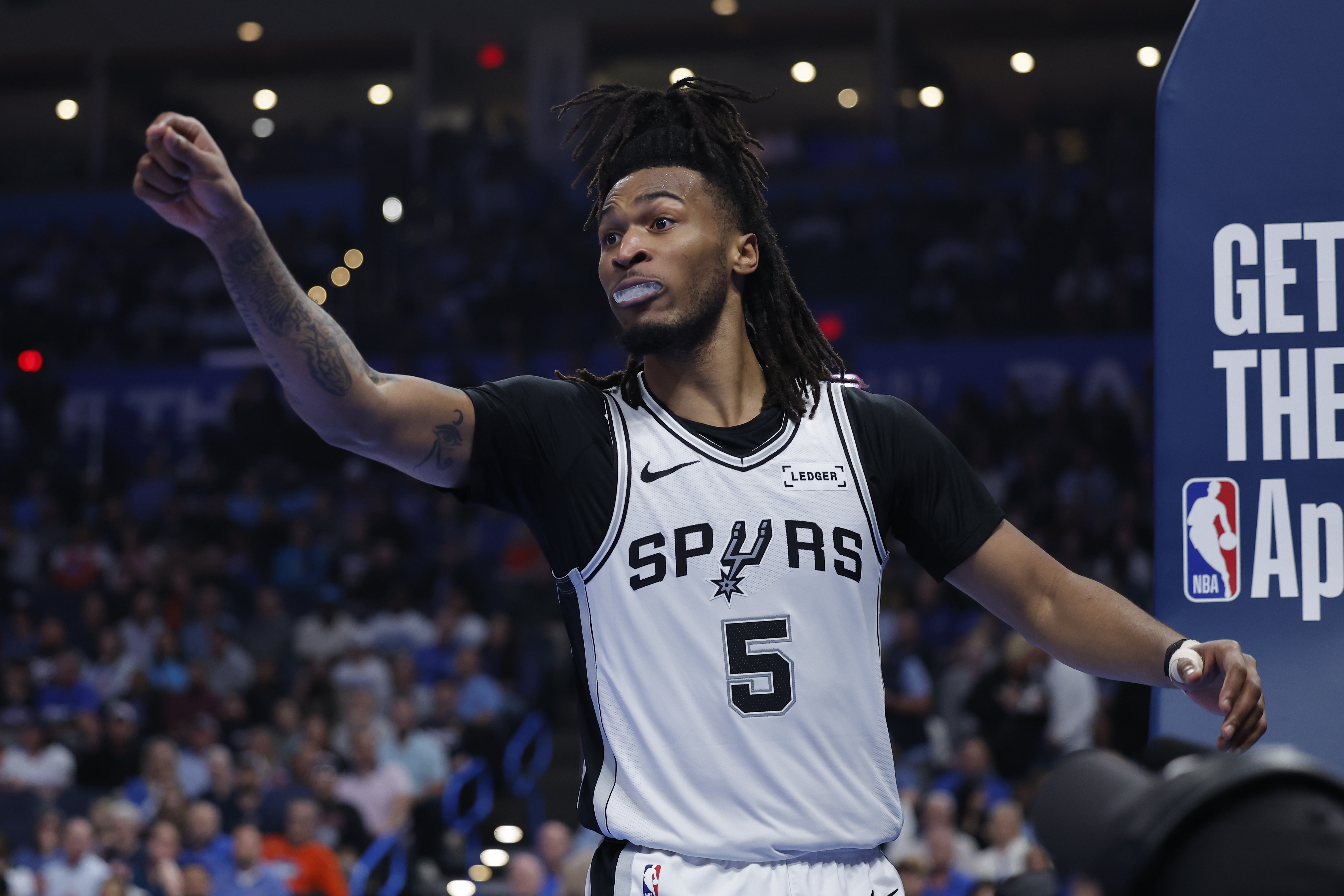 开云官网-今日马刺对阵热火 瓦塞尔出战成疑 卡斯尔&amp;鲍威尔&amp;维金斯可出战